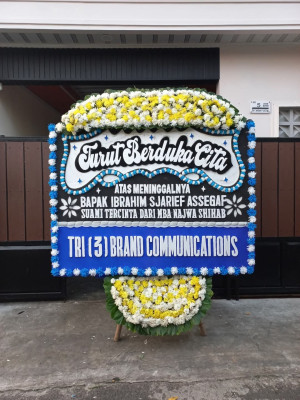 Papan Bunga Duka di Pucanganom